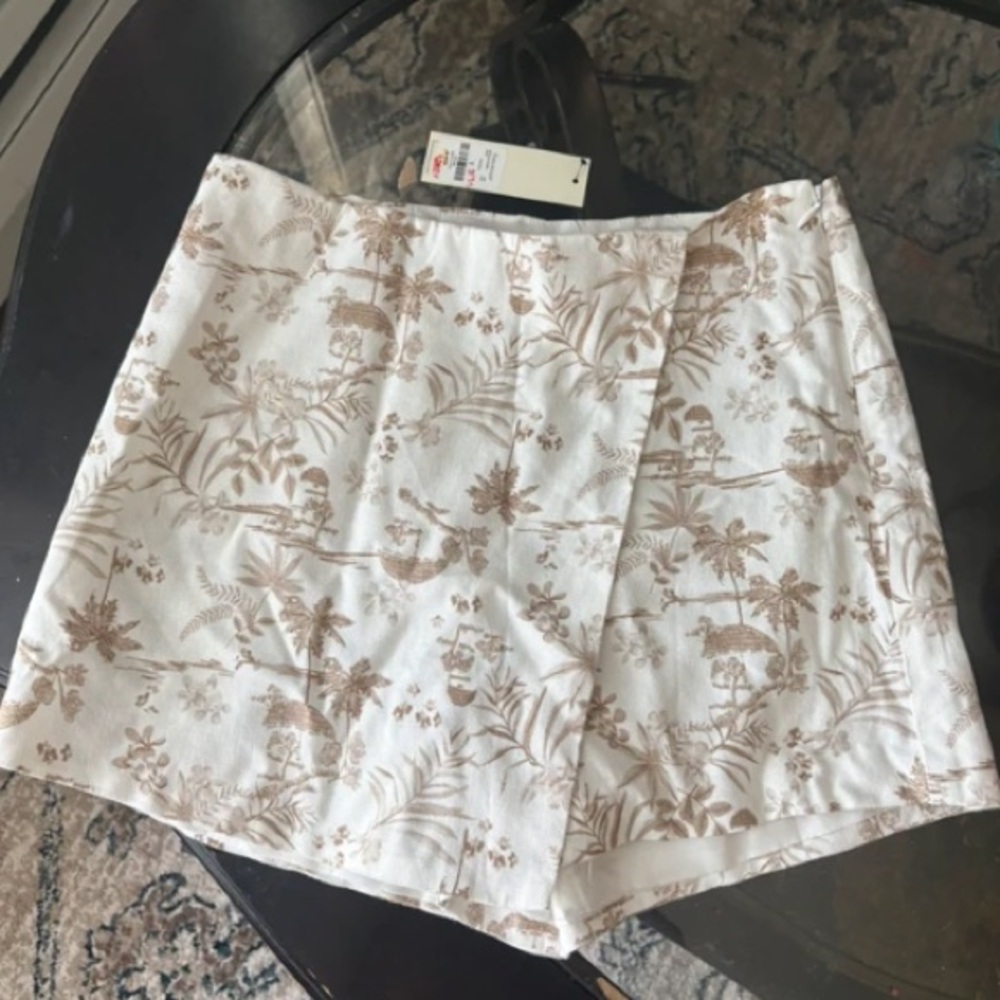 White & Beige Tropical Print Shorts